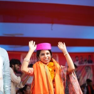 Maithili Thakur Biography (2025): Political Journey, Age, Family, Singing Career, & Net Worth